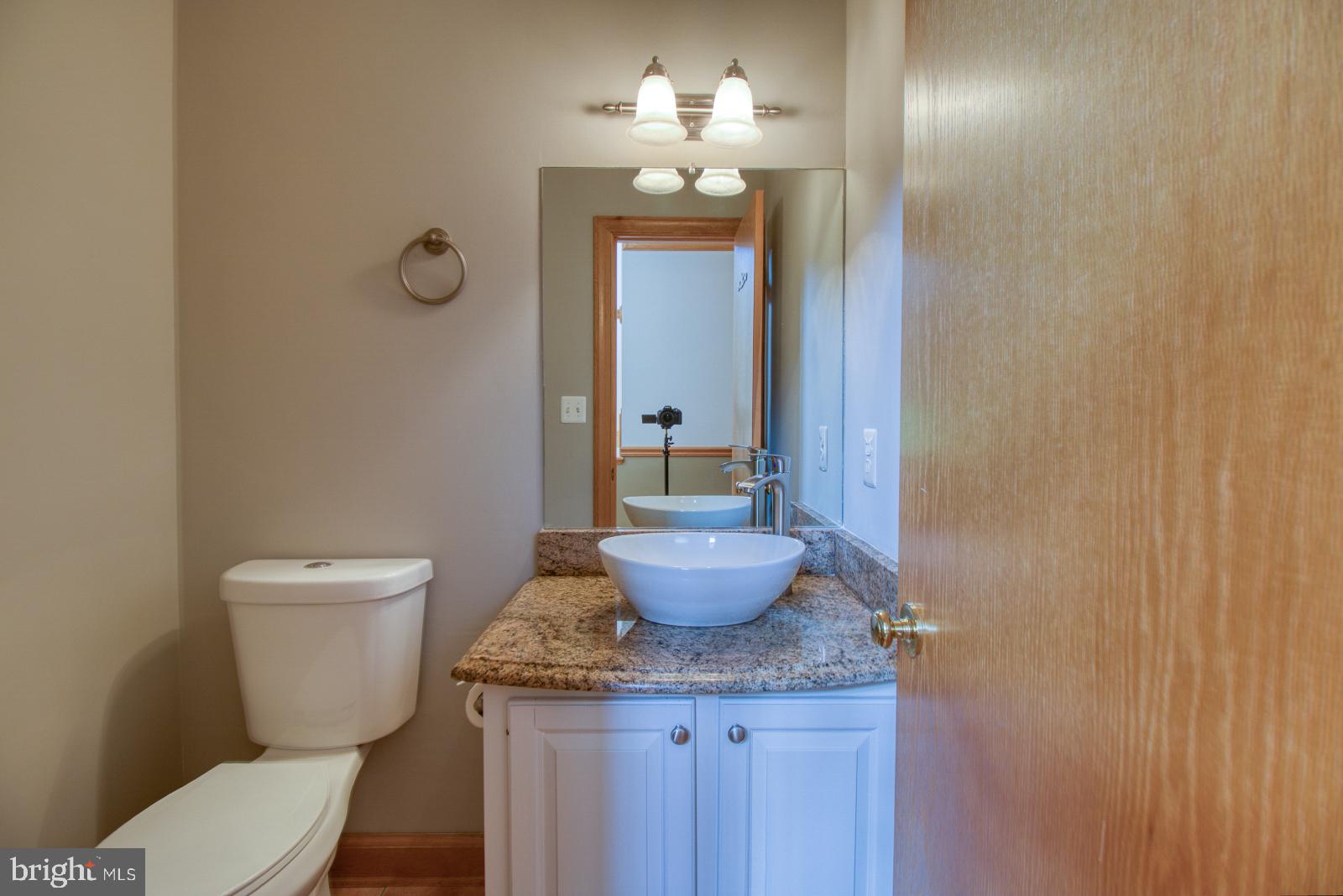 14016 Harrisville Road Mount Airy, MD 21771 - Photo 42 of 69 Guest bathroom on main level