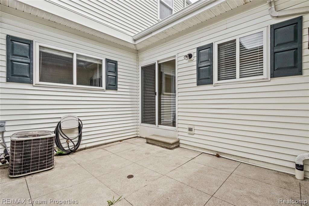 21509 Garrison Street Dearborn, MI 48124 - Photo 17 of 24