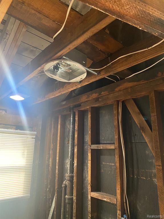 19344 Meyers Road Detroit, MI 48235 - Photo 3 of 11