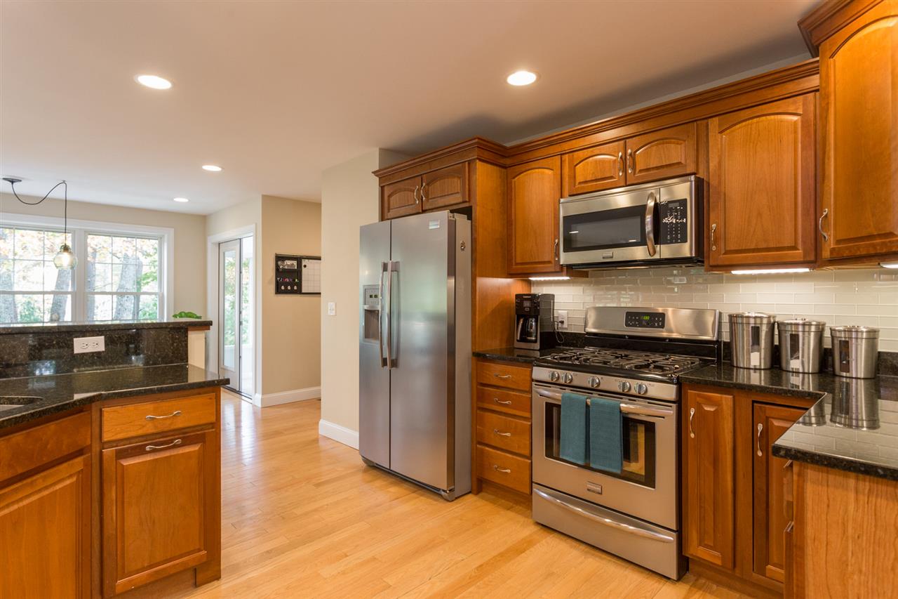 2 Stone Ridge Lane Exeter, NH 03833 - Photo 6 of 40
