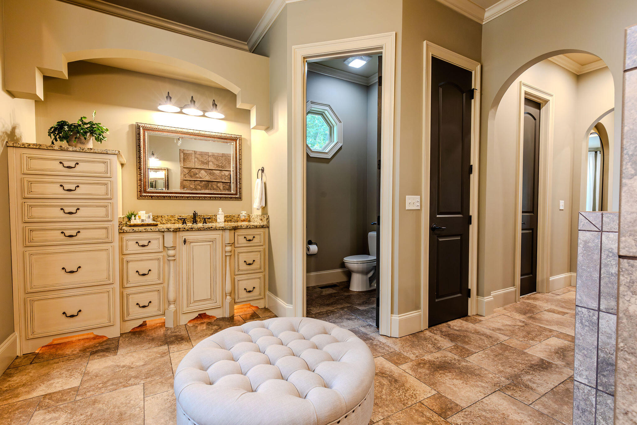 129 Grandview Point Ringgold, GA 30736 - Photo 27 of 50 Grandview_24_Mstr Bth, View3