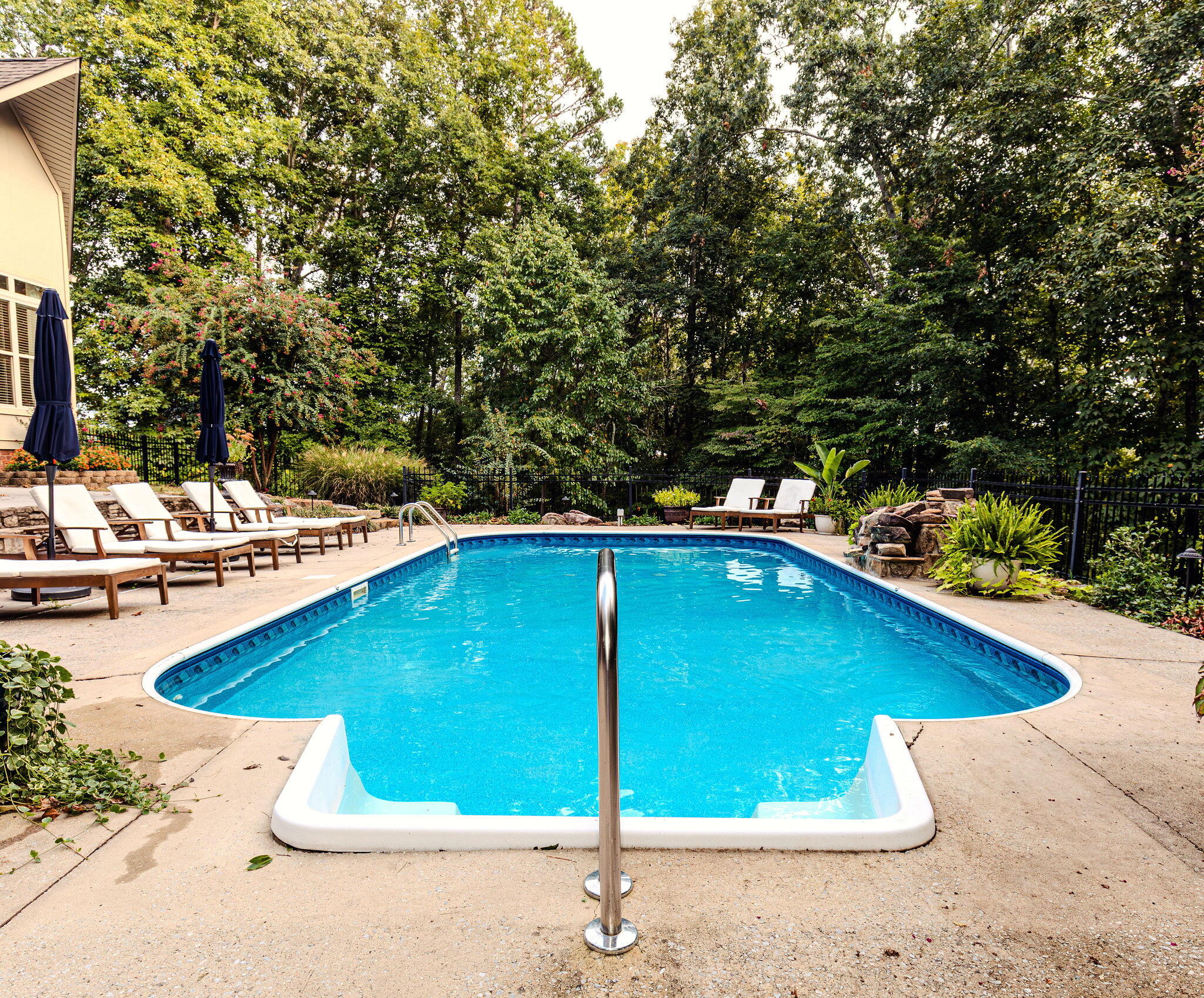 129 Grandview Point Ringgold, GA 30736 - Photo 45 of 50 Grandview_24_Pool Pic2