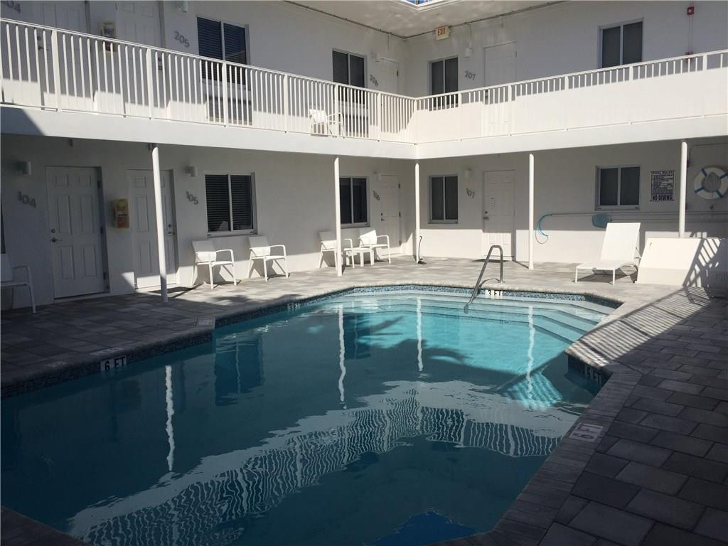 2901 Riomar Street, Unit 208 Fort Lauderdale, FL 33304 - Photo 3 of 26 Photo 3