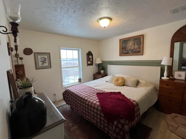 $159,900 | 10550 South Hillsdale Road, Camden, MI 49232