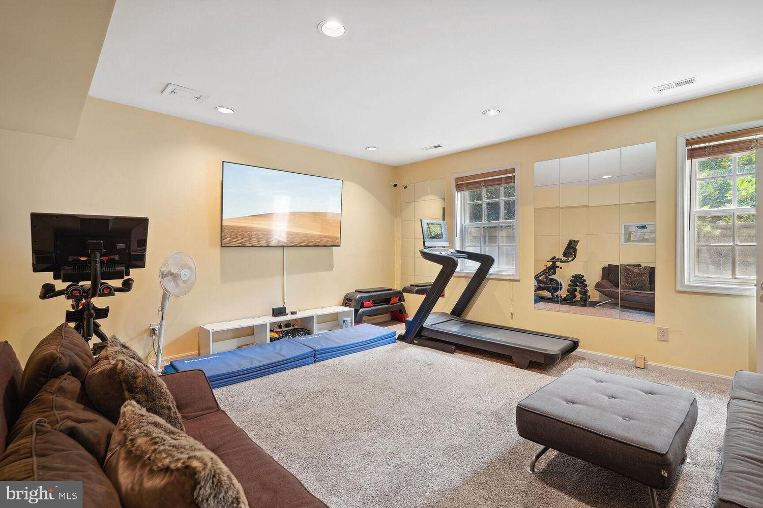 6207 Winnebago Road Bethesda, MD 20816 - Photo 24 of 30