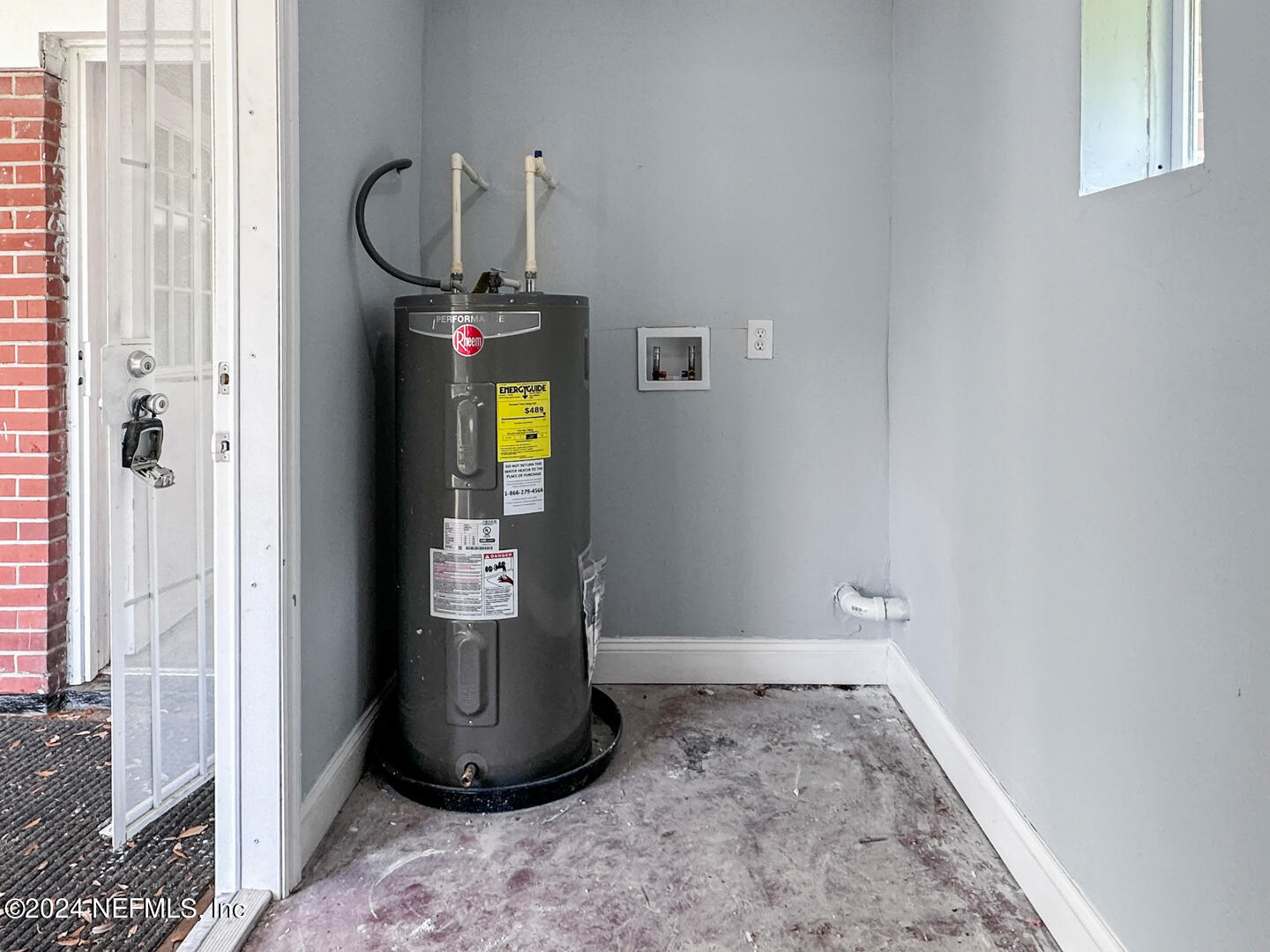5142 Moncrief Road Jacksonville, FL 32209 - Photo 17 of 27 a view of water heater room