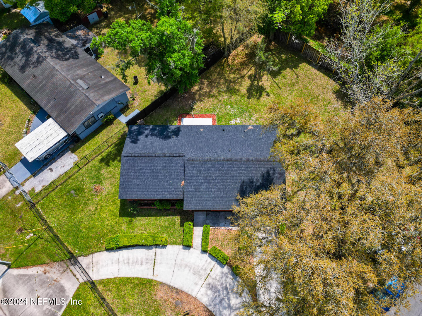 5142 Moncrief Road Jacksonville, FL 32209 - Photo 26 of 27 an aerial view of house with yard