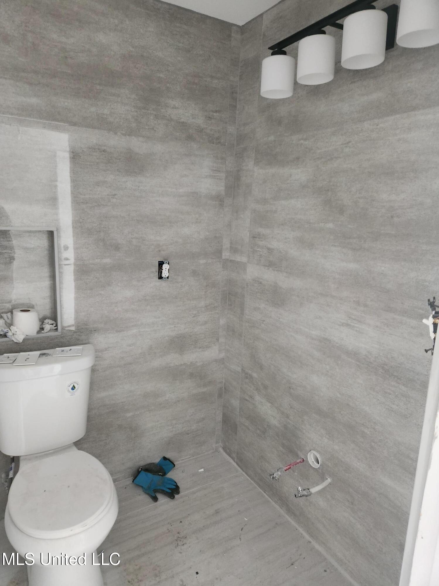 3222 High Road Hernando, MS 38632 - Photo 20 of 25 20250305_121316