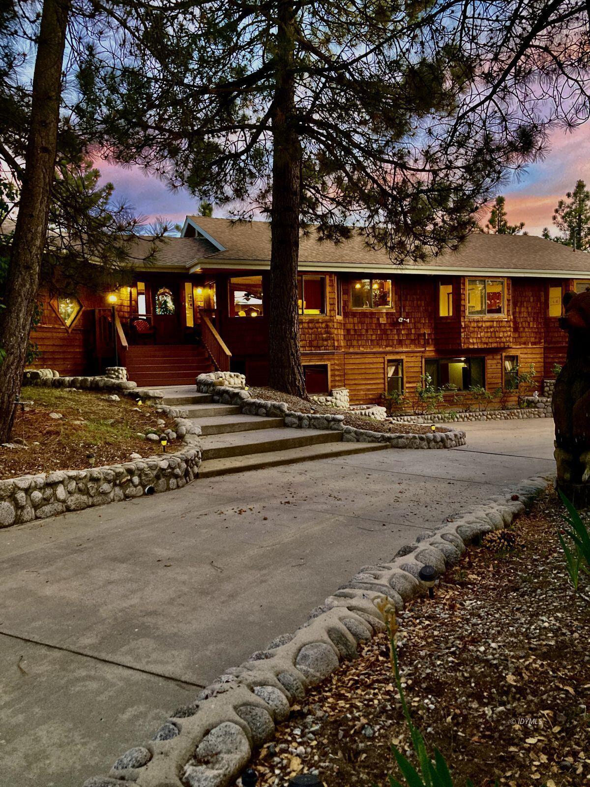 52411 Double View Drive Idyllwild, CA 92549 - Photo 1 of 43 52411 Double View Dr.