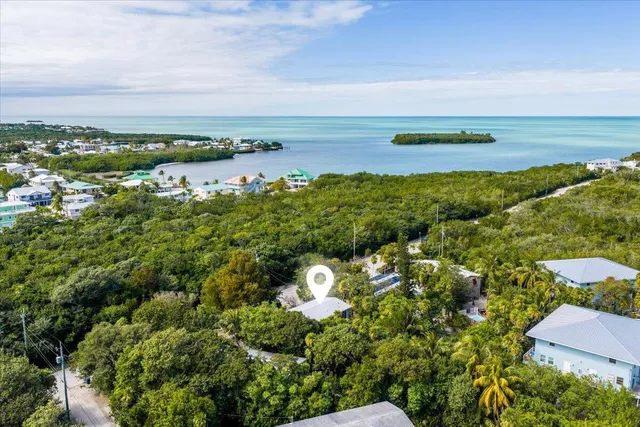 $699,000 | 22 Stirrup Key Road, Marathon, FL 33050