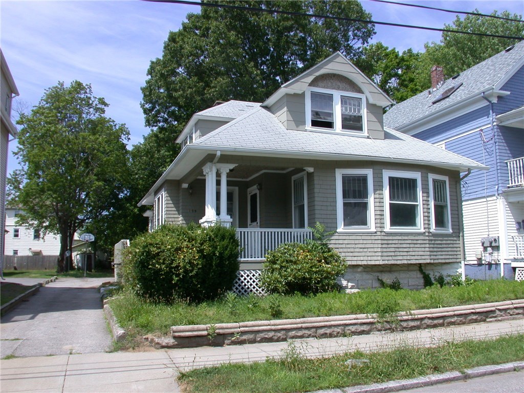159 Rutherglen Avenue Providence, RI 02907 - Photo 3 of 39 Front view
