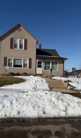 $43,900 | 934 East Garden Street, Freeport, IL 61032