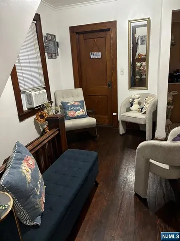 $1,700 | 50 5th Avenue, Clifton, NJ 07011