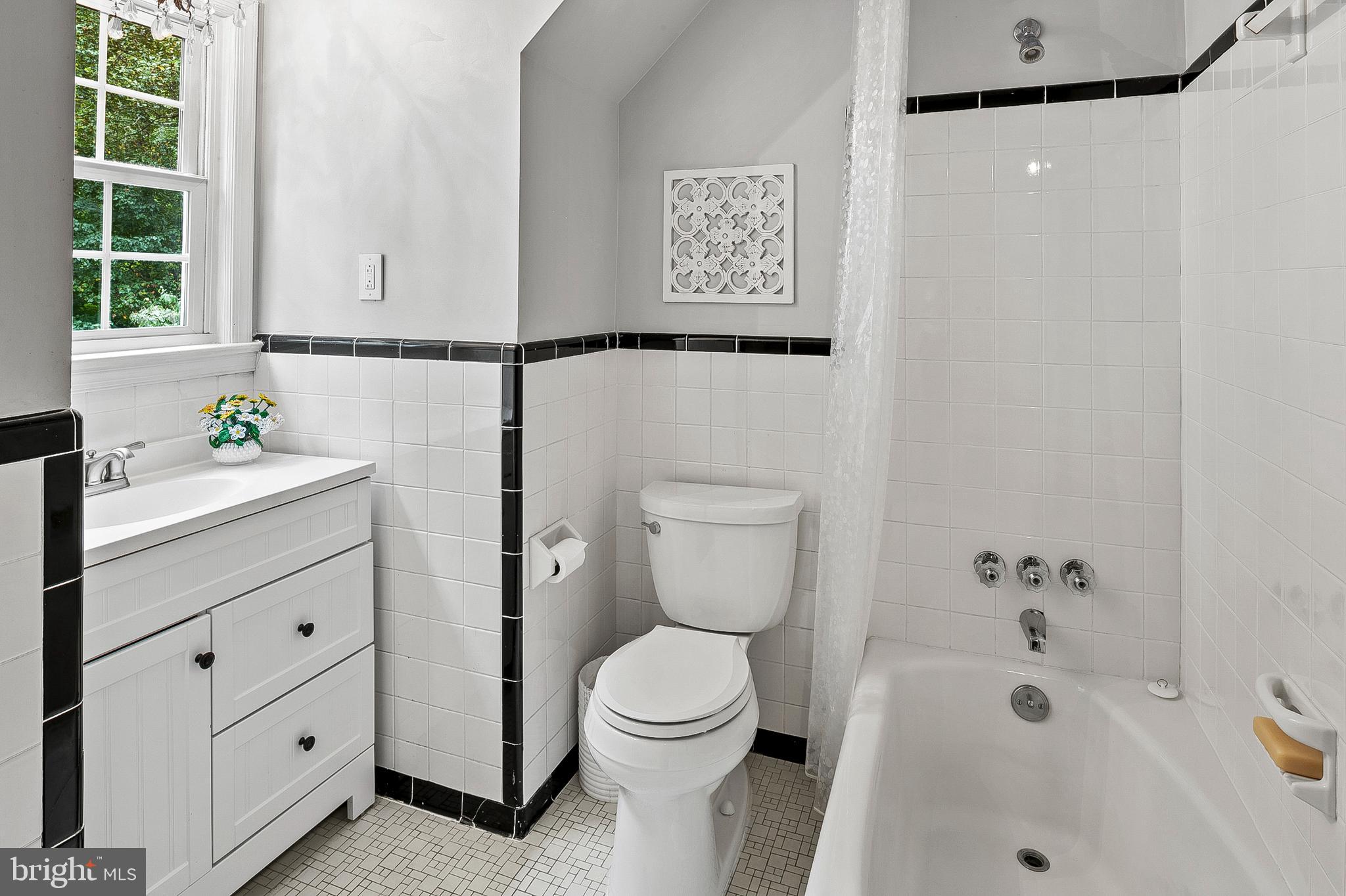8515 Reservoir Road Fulton, MD 20759 - Photo 32 of 61 Upper Level Full Bath