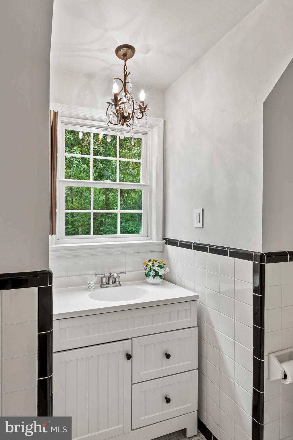 8515 Reservoir Road Fulton, MD 20759 - Photo 33 of 61 Upper Level Full Bath