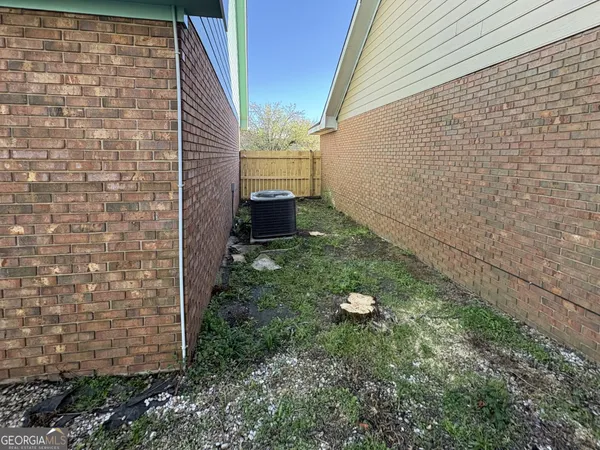 $231,900 | 200 Williamsburg Avenue, Warner Robins, GA 31088