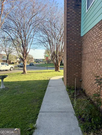 $231,900 | 200 Williamsburg Avenue, Warner Robins, GA 31088