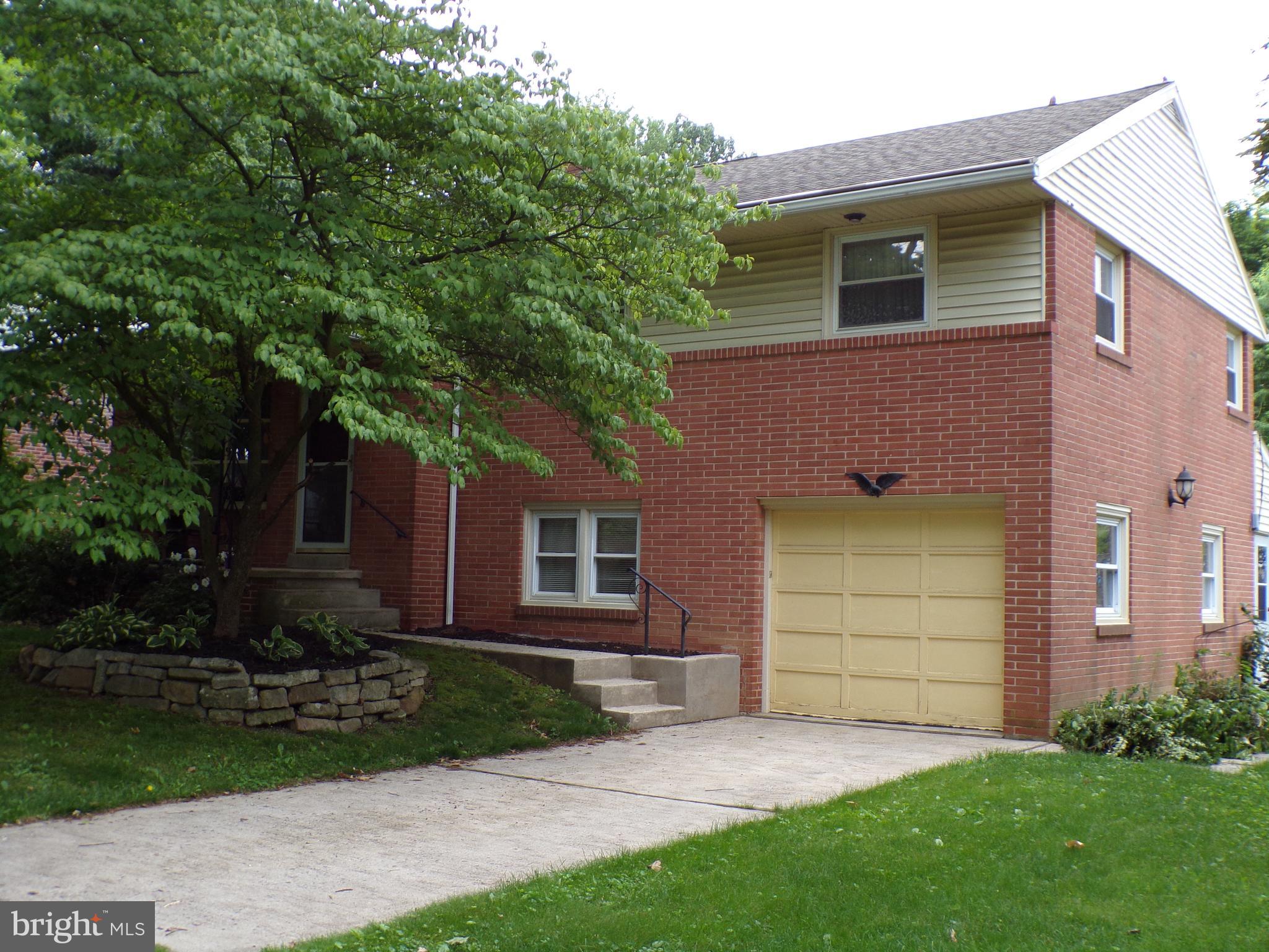 40 Wingert Road Wyomissing, PA 19610 - Photo 2 of 27 Gallery Image 2