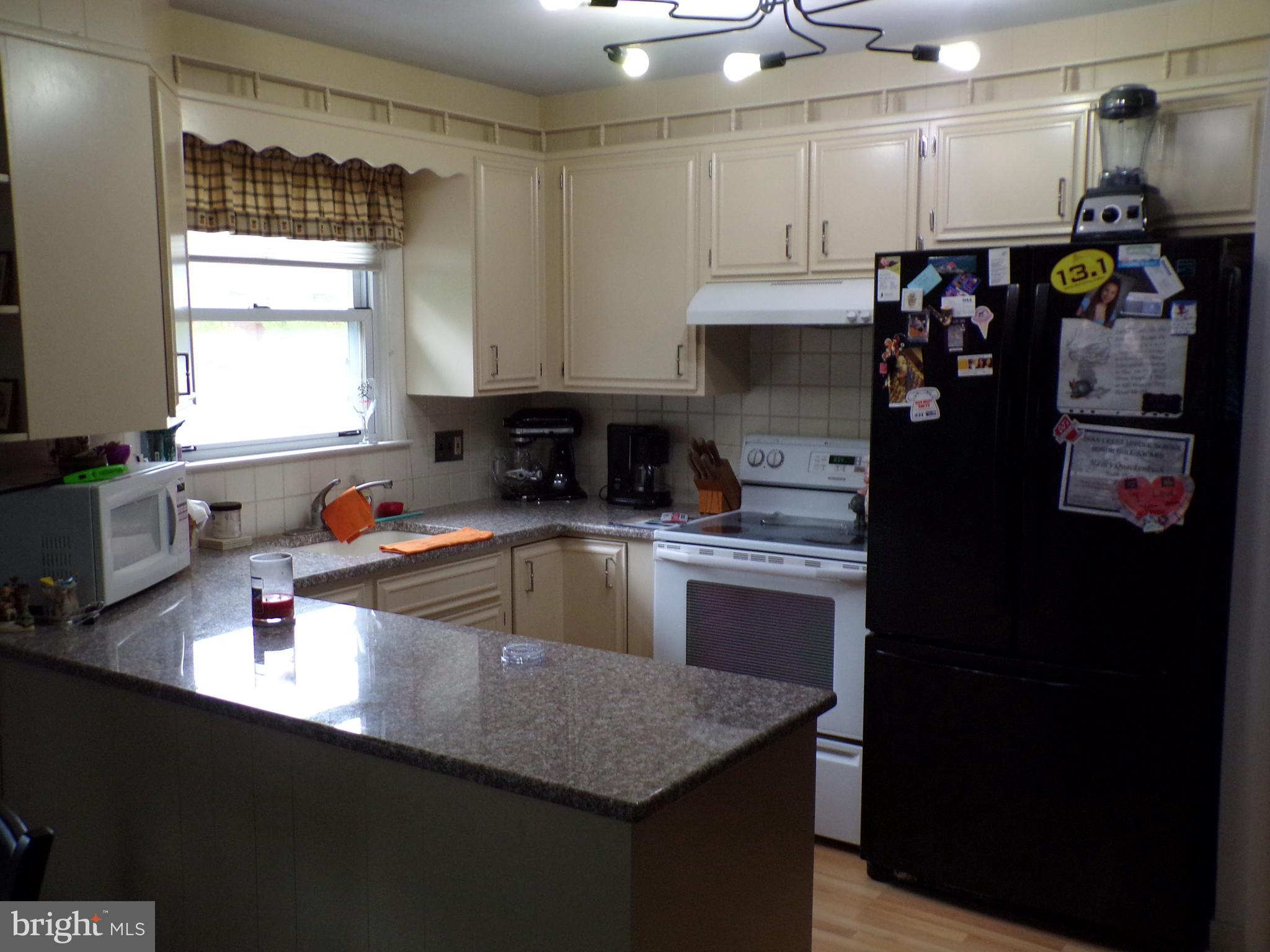 40 Wingert Road Wyomissing, PA 19610 - Photo 8 of 27 Gallery Image 8