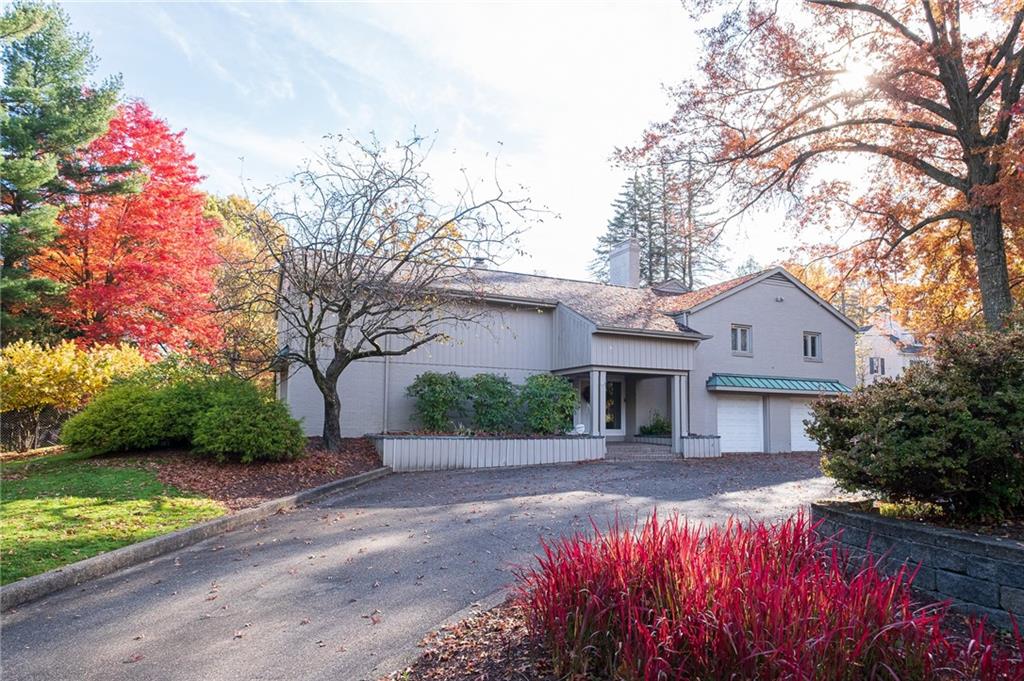204 Buckingham Road Pittsburgh, PA 15215 - Photo 1 of 25 Gallery Image 1