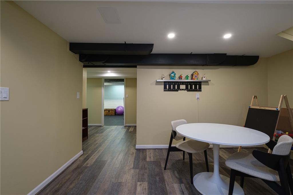 204 Buckingham Road Pittsburgh, PA 15215 - Photo 22 of 25 Gallery Image 22