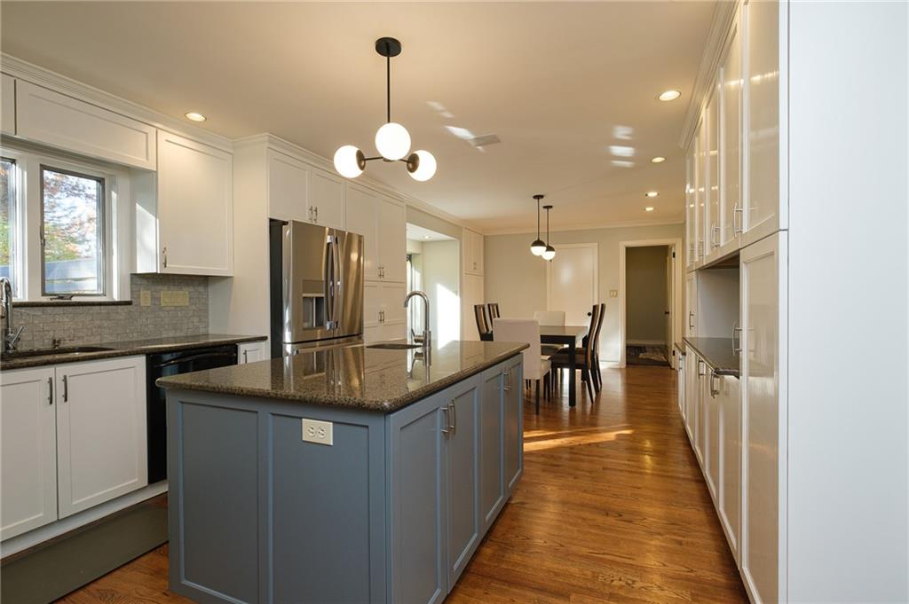 204 Buckingham Road Pittsburgh, PA 15215 - Photo 10 of 25 Gallery Image 10