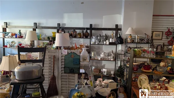 $975 | 44 East Main Street, Westfield, NY 14787