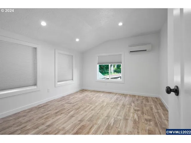 $649,900 | 1117 6th Street Northwest, Salem, OR 97304