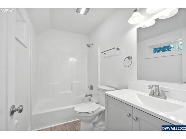 $649,900 | 1117 6th Street Northwest, Salem, OR 97304