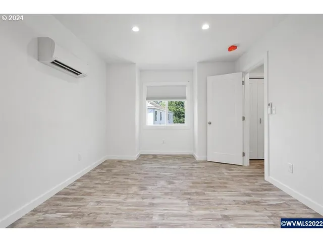 $649,900 | 1117 6th Street Northwest, Salem, OR 97304