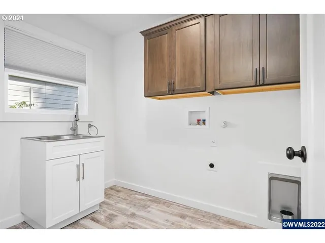 $649,900 | 1117 6th Street Northwest, Salem, OR 97304