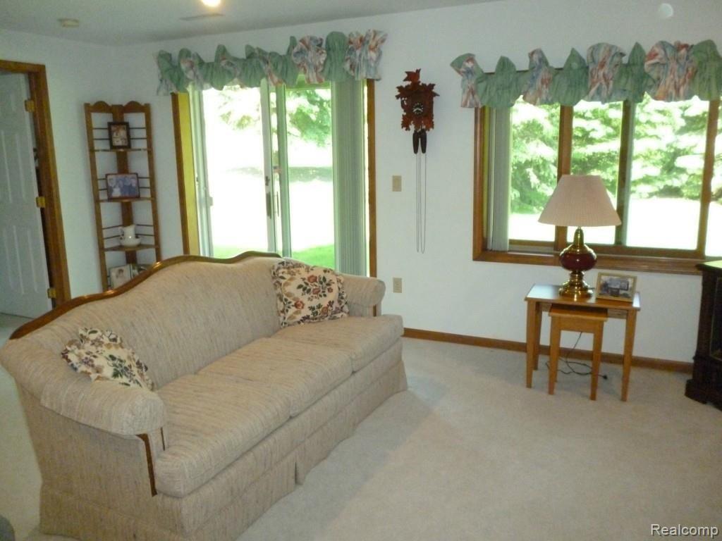 162 Timber Ridge Drive Vassar, MI 48768 - Photo 17 of 35 P1010296.jpg
