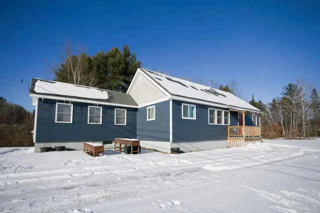 $325,000 | 143 Voter Hill Road, Farmington, ME 04938