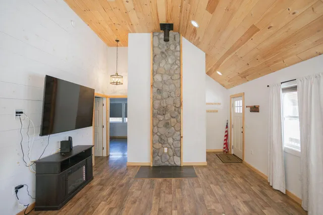 $325,000 | 143 Voter Hill Road, Farmington, ME 04938