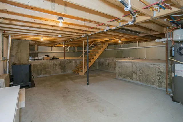 $325,000 | 143 Voter Hill Road, Farmington, ME 04938