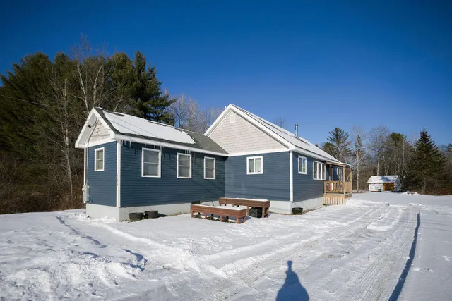 $325,000 | 143 Voter Hill Road, Farmington, ME 04938