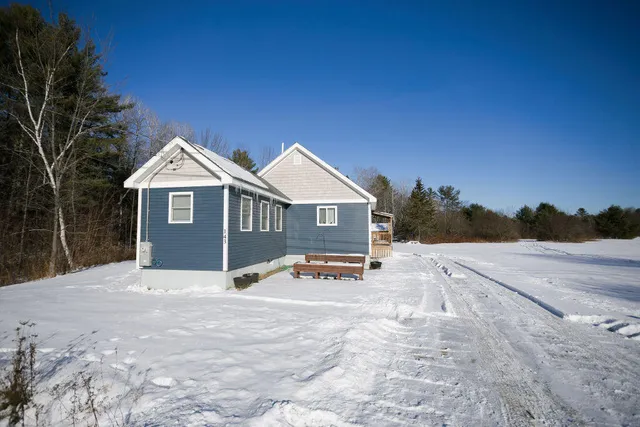$325,000 | 143 Voter Hill Road, Farmington, ME 04938