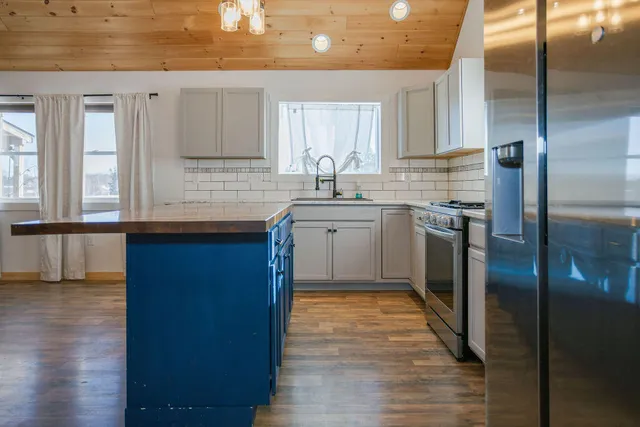 $325,000 | 143 Voter Hill Road, Farmington, ME 04938