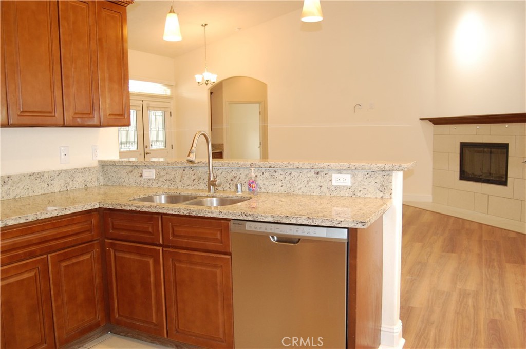 12999 Algonquin Road Apple Valley, CA 92308 - Photo 11 of 56