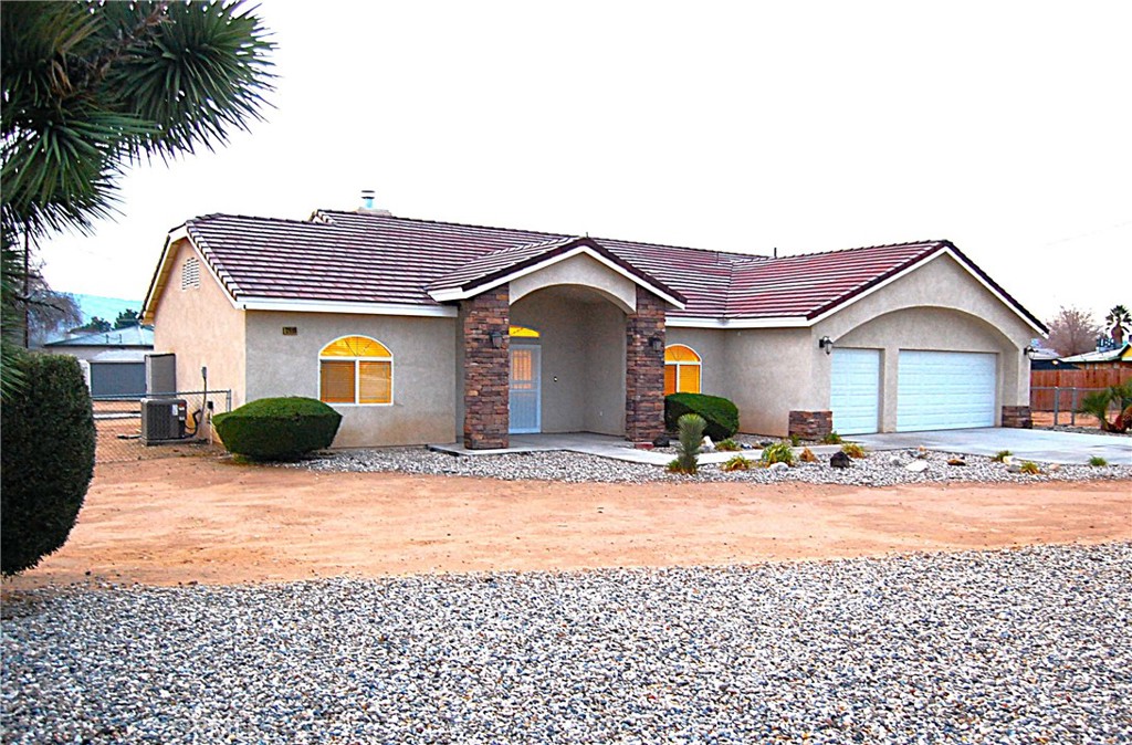 12999 Algonquin Road Apple Valley, CA 92308 - Photo 2 of 56