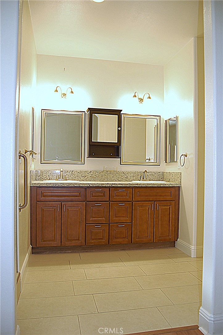 12999 Algonquin Road Apple Valley, CA 92308 - Photo 33 of 56