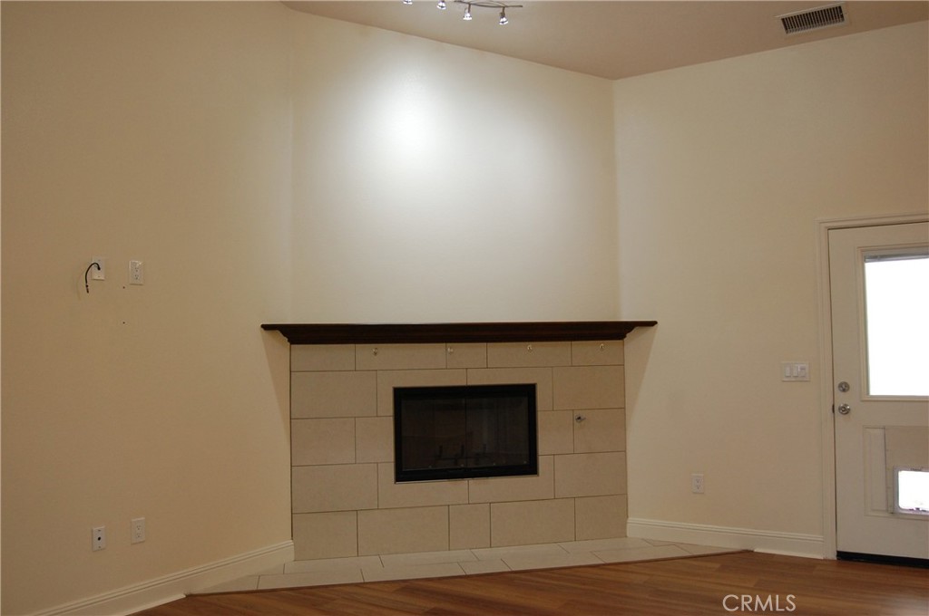 12999 Algonquin Road Apple Valley, CA 92308 - Photo 5 of 56