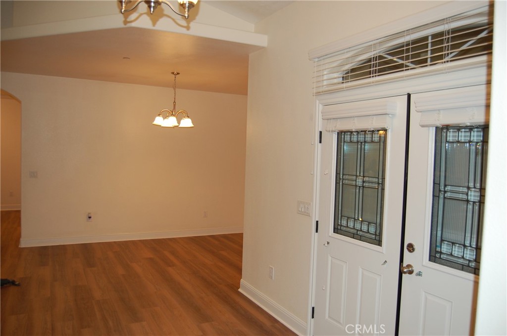 12999 Algonquin Road Apple Valley, CA 92308 - Photo 6 of 56