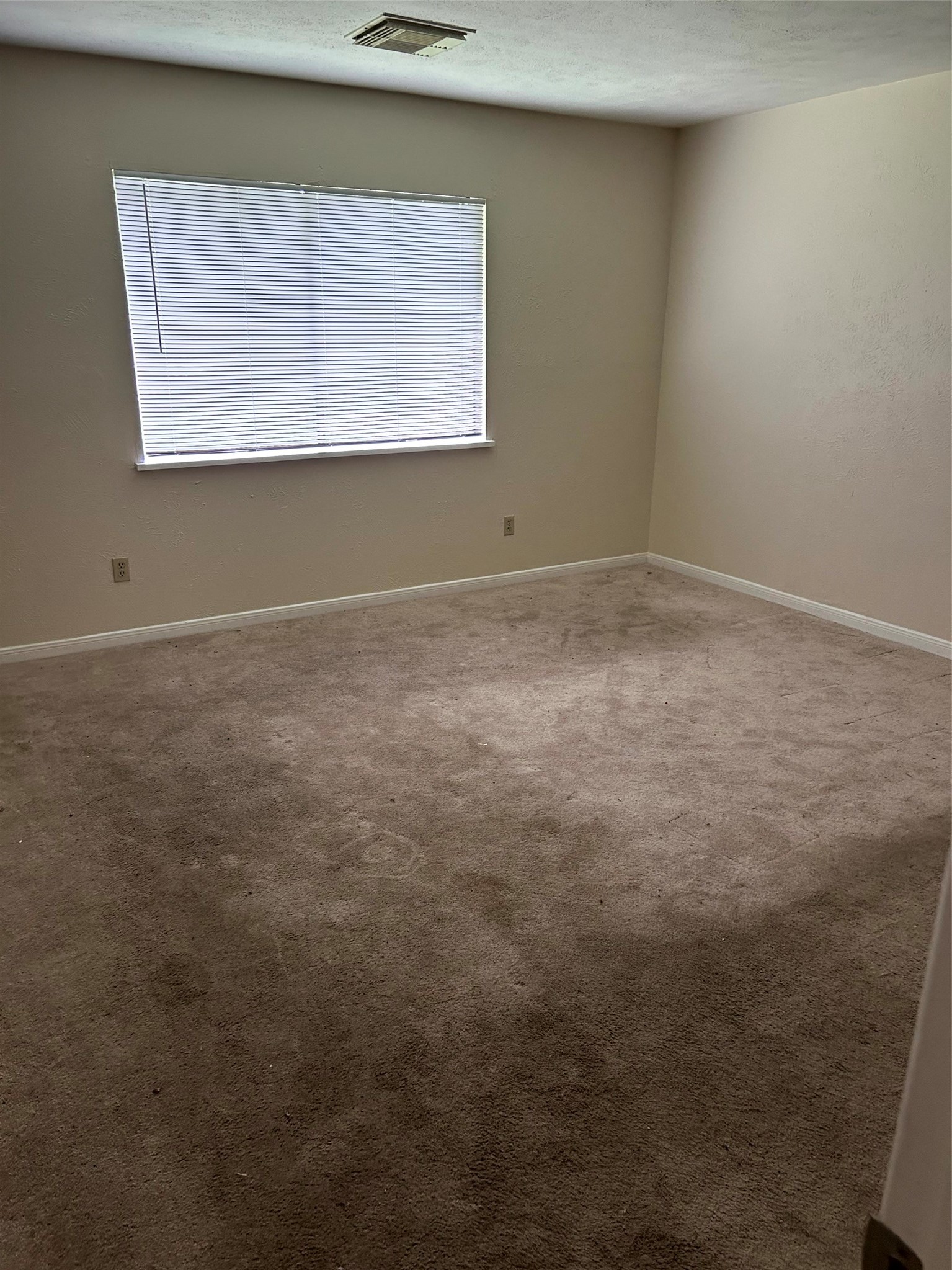 5018 Ridgecreek Drive Houston, TX 77053 - Photo 8 of 18 a view of a small space
