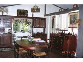 17 Gregg Road Nashua, NH 03062 - Photo 4 of 9 Gallery Image 4