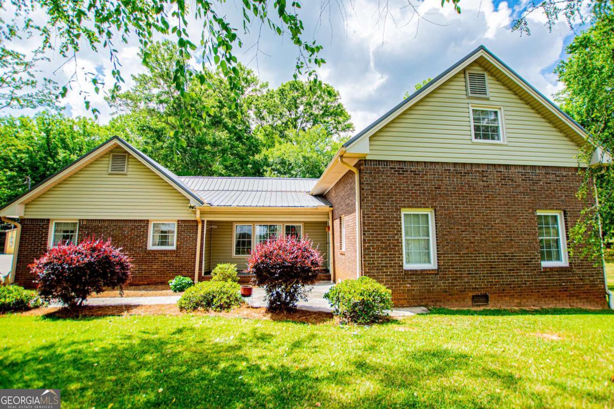 436 County Road 98 Ranburne, AL 36273 - Photo 3 of 59