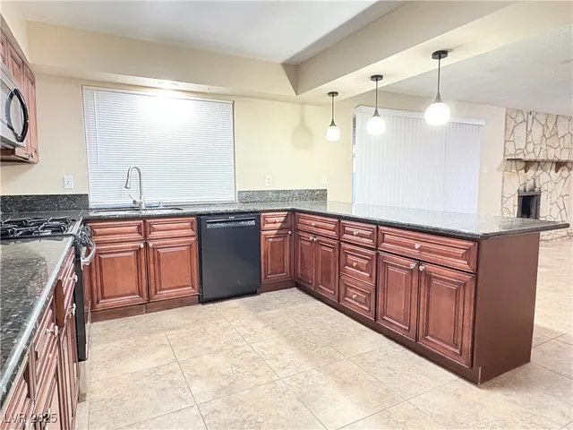 $1,950 | 4732 Monterrey Avenue, Las Vegas, NV 89121