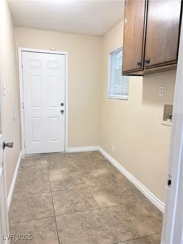 $1,950 | 4732 Monterrey Avenue, Las Vegas, NV 89121