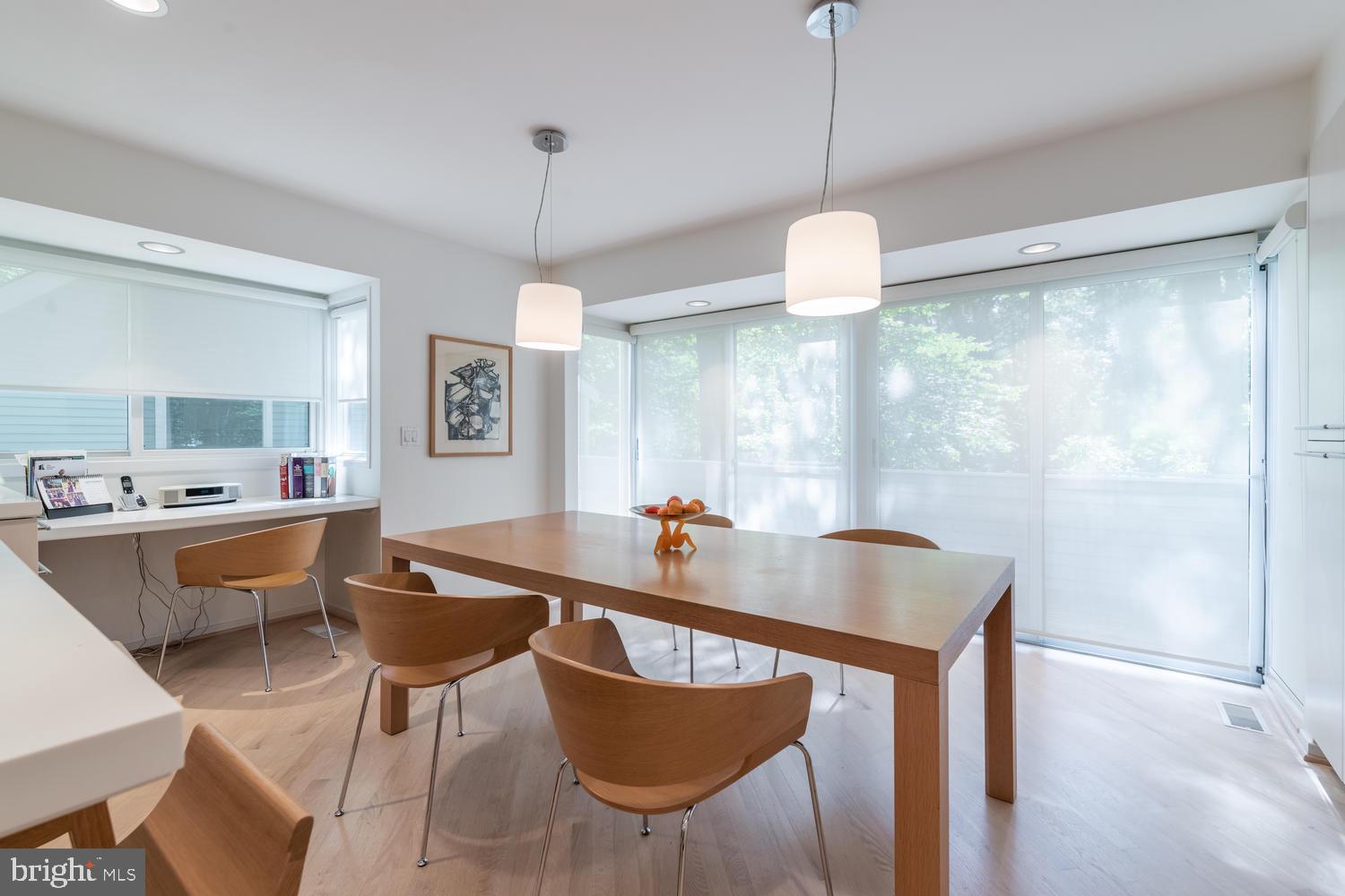 6908 Persimmon Tree Road Bethesda, MD 20817 - Photo 14 of 60