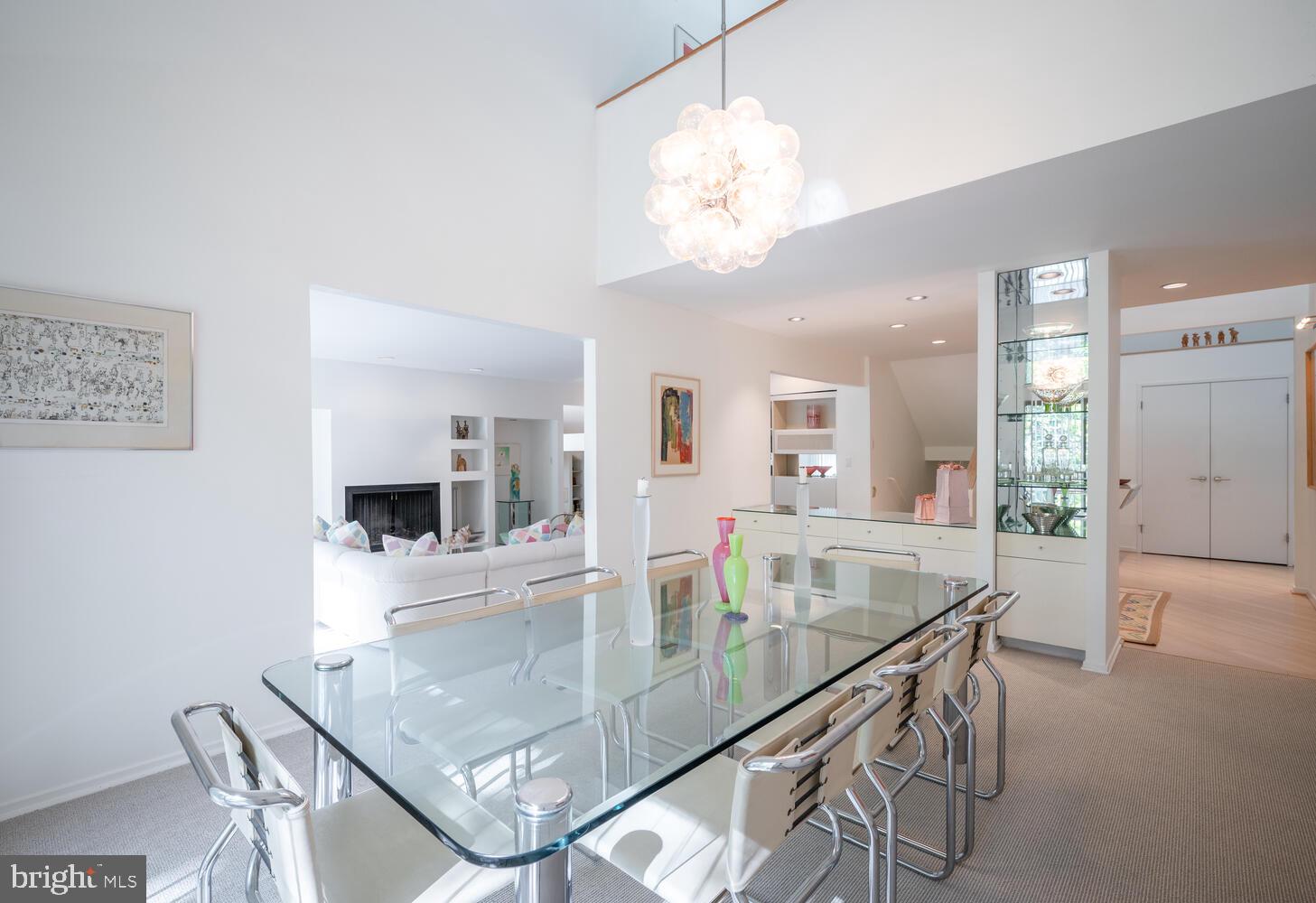 6908 Persimmon Tree Road Bethesda, MD 20817 - Photo 19 of 60